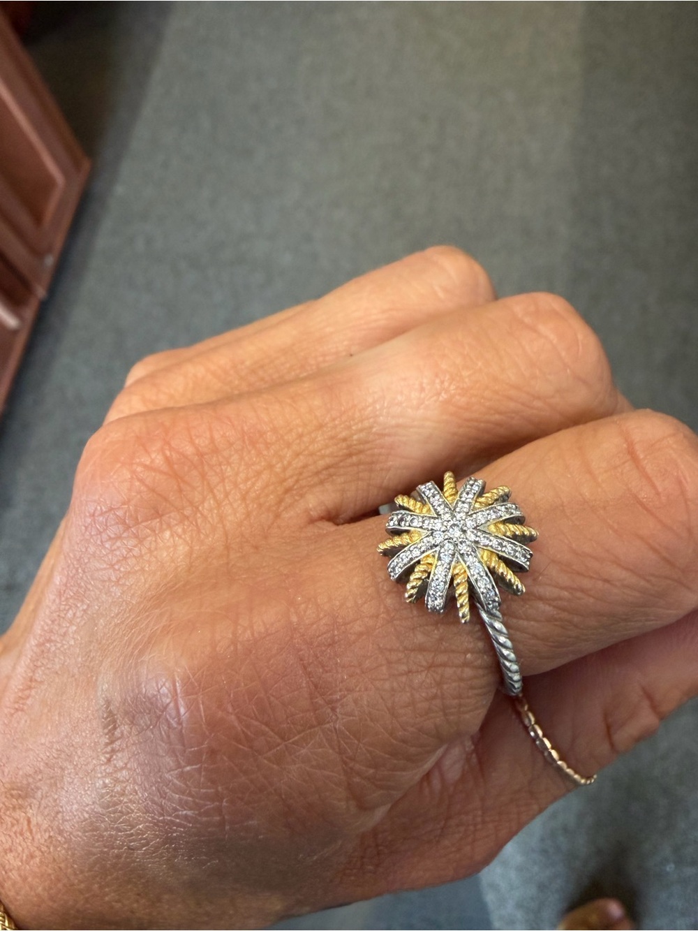 925 Sterling Silver Daisy Burst Pavé Ring 6.5